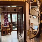 Hubertowka Pod Jaworzem Hotel Zmiaca