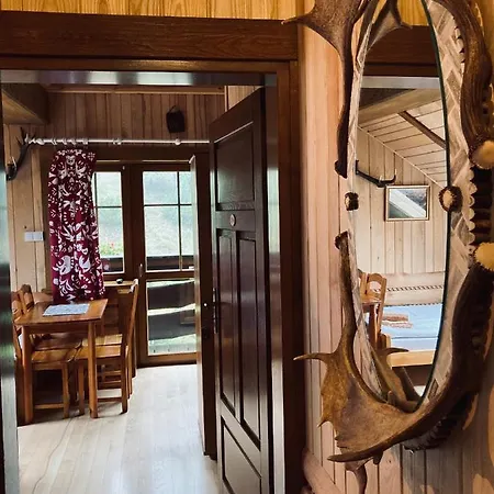 Hubertowka Pod Jaworzem Hotel Zmiaca