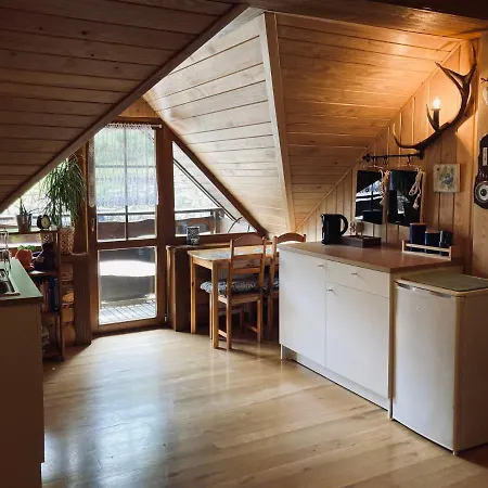 Hubertowka Pod Jaworzem 3* Zmiaca