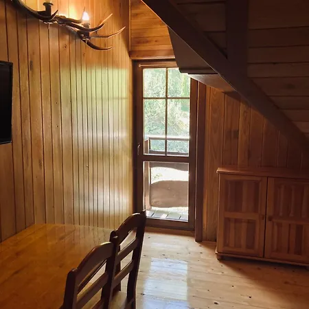 Hubertowka Pod Jaworzem Zmiaca